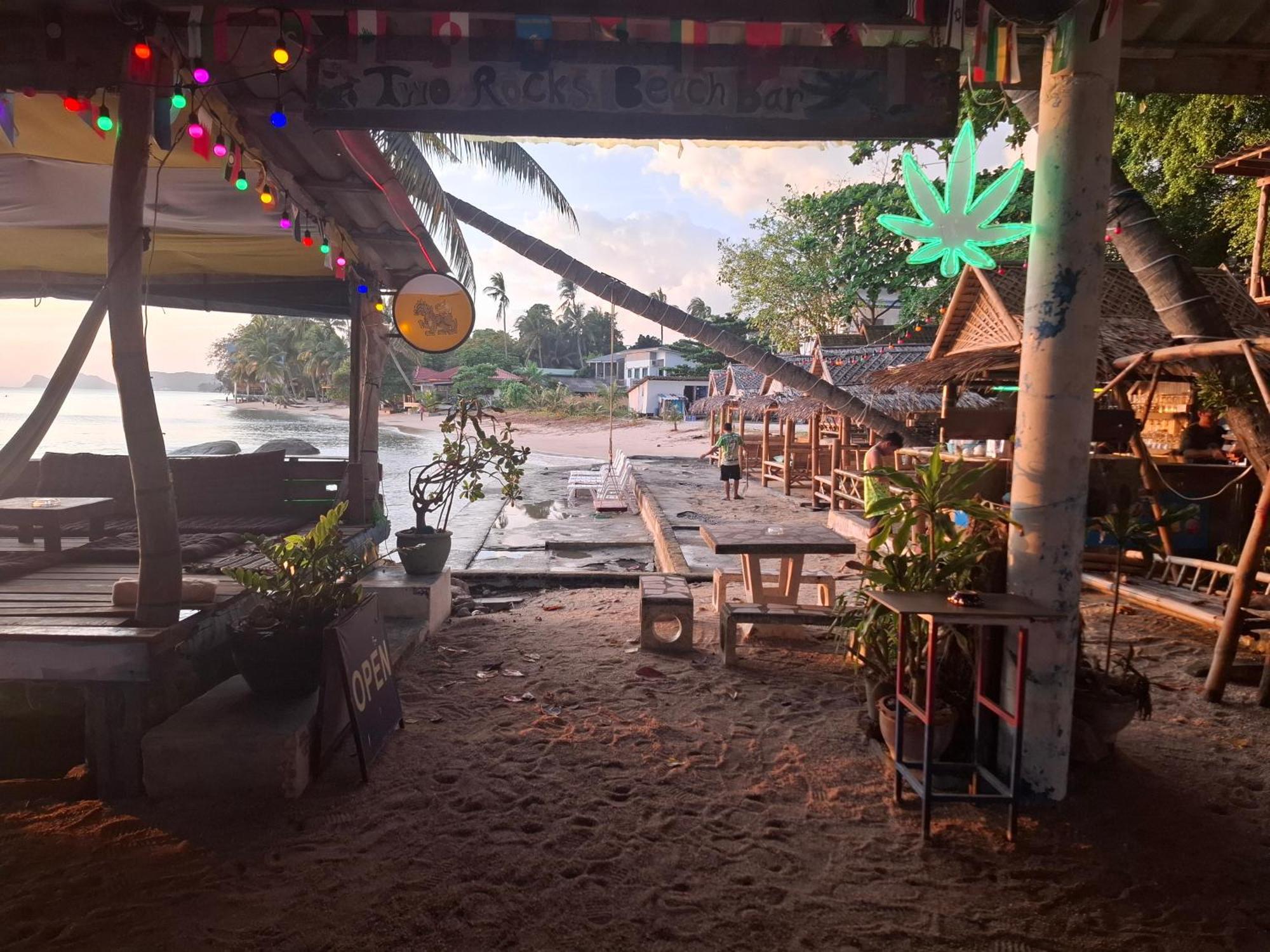 Two Rocks Bungalows Baan Tai Exterior foto